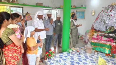 Photo of माजी जि.प.अध्यक्ष अजयभाऊ कंकडालवार यांनी घेतले सवारीचे दर्शन