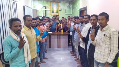 Photo of आजी-माजी मंत्र्यांच्या अहेरी मतदारसंघातल्या ग्रामपंचायत निवडणुकांमध्ये आदिवासी विद्यार्थी संघ व अजयभाऊ मित्र परिवाराचे वर्चस्व