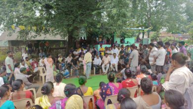Photo of आरेवाडा ग्राम पंचायत समस्यांवर अजयभाऊ कंकडालवार यांचा पुढाकार