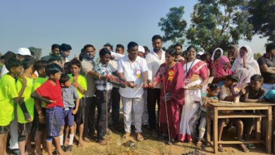 Photo of विद्यार्थ्यांनी शिक्षणाबरोबर खेळालाही महत्त्व द्यावे : कंकडालवार