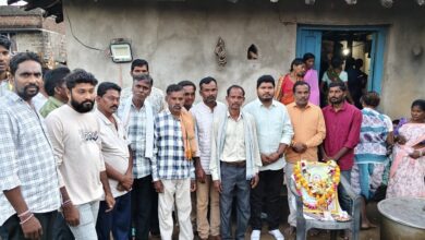 Photo of चिक्याला येथील गड्डम तिरुपती रत्नगिरी यांचे मातोश्री दुर्गक्का रत्नागिरी यांना तालूका काँग्रेस कमिटीकडून श्रद्धांजली अर्पण