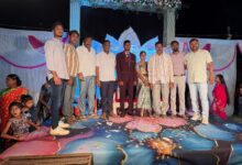 Photo of मोद्दूमडगू येथील गुरुडवार परिवाराच्या स्वागत समारंभाला माजी जि.प.अध्यक्ष अजय कंकडालवार यांची उपस्थित