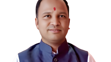 Photo of सामाजिक कार्यकर्ते संतोष ताटीकोंडावार ठरत आहेत ‘जनतेच्या मनातील राजा’ : समस्या जाणून थेट रस्त्यावर उतरणारा लढवय्या