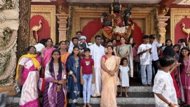 Photo of कालेश्वर येथील सरस्वती अंत्य पुष्कर सोहळ्याला डॉ. कंकडालवार यांनी सहकुटुंब केले पवित्र पुण्य पुष्कर स्नान,कालेश्वर – मुक्तेश्वर स्वामींचे घेतले दर्शन