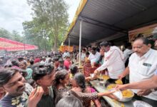 Photo of नागपंचमी निमित्त नागदेवता मंदिरात भाविकांची अलोट गर्दी